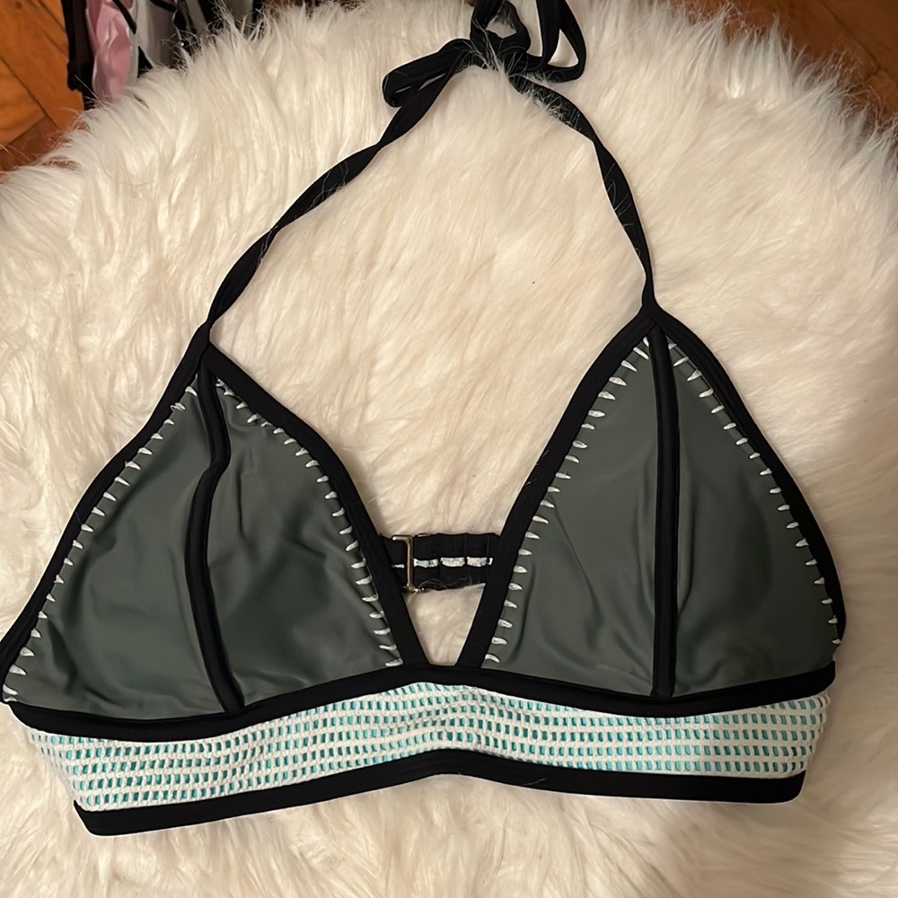 Bikini top